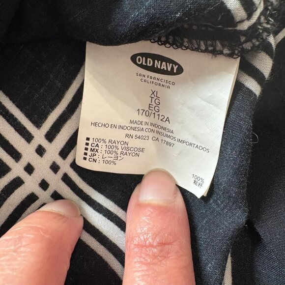 Old Navy Womens Black & White Button Up Plaid Long Sleeve V-Neck Blouse XL - Picture 6 of 15